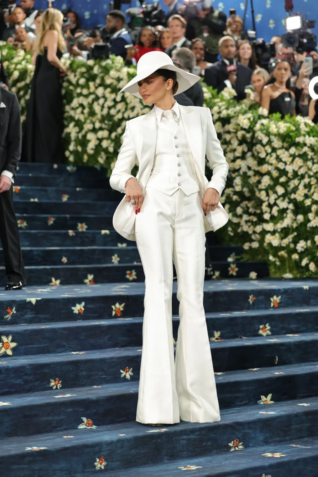 Zendaya in Chic White Suit