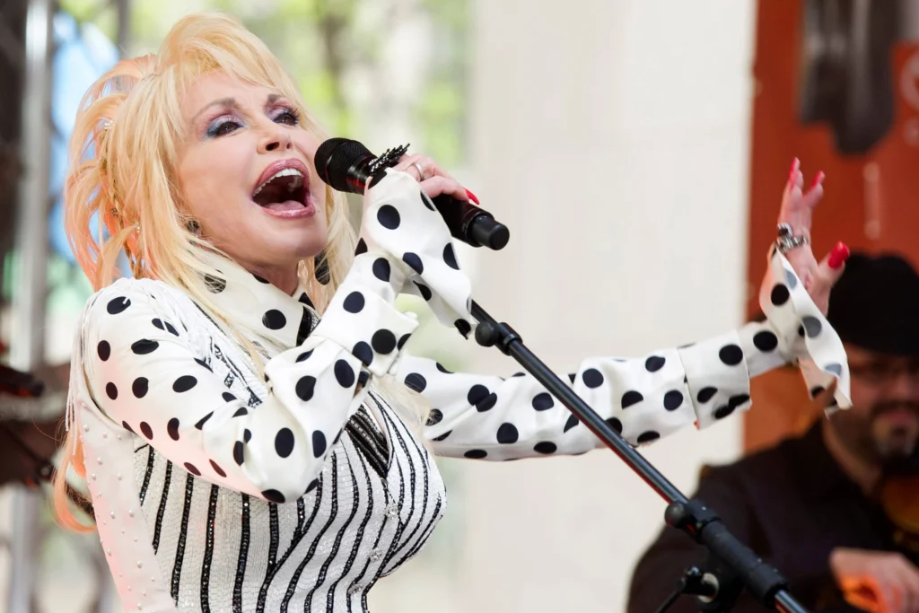 Dolly Parton performs on NBC’s “Today” show in New York on May 13, 2014
