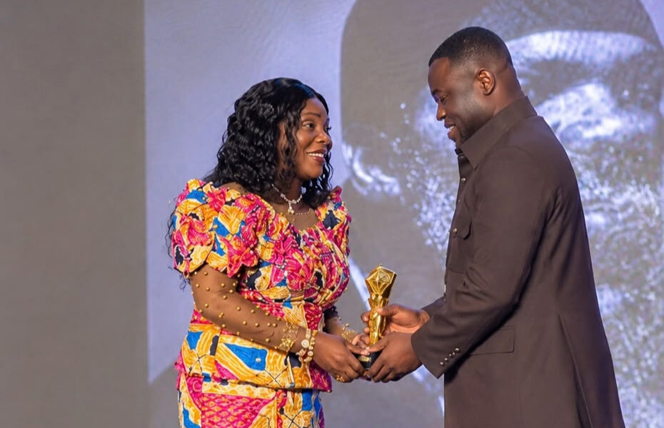 Maame Dokono received a life time achievement award at the Pete Odochie Legacy Gala